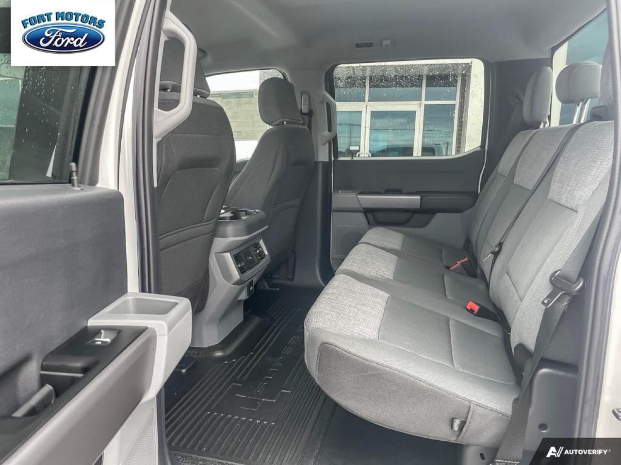 2025 Ford SUPERDUTY F-350® XLT Photo5