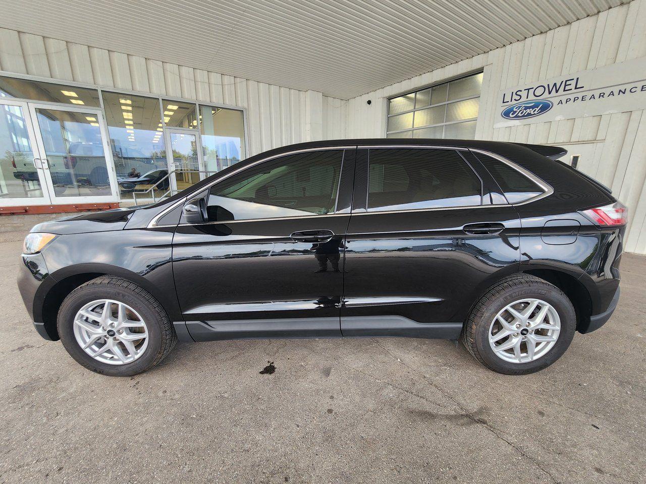 2024 Ford Edge SEL - Photo #2