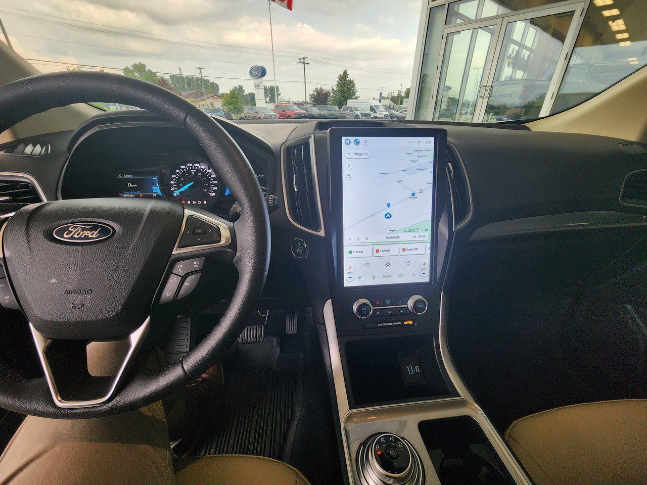 2024 Ford Edge SEL - Photo #11