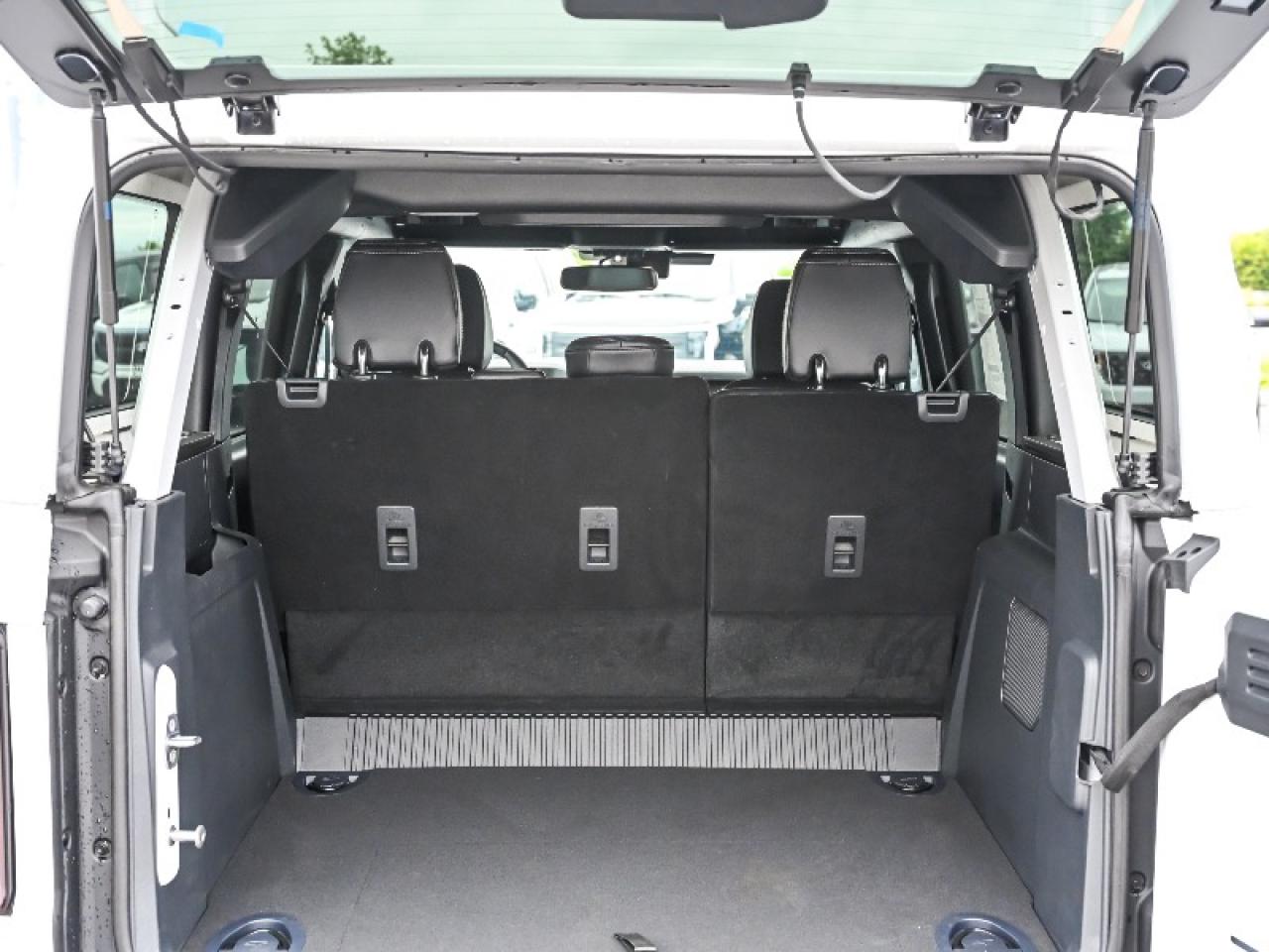 2025 Ford Bronco Badlands Photo