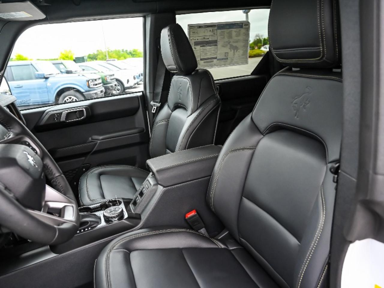 2025 Ford Bronco Badlands Photo