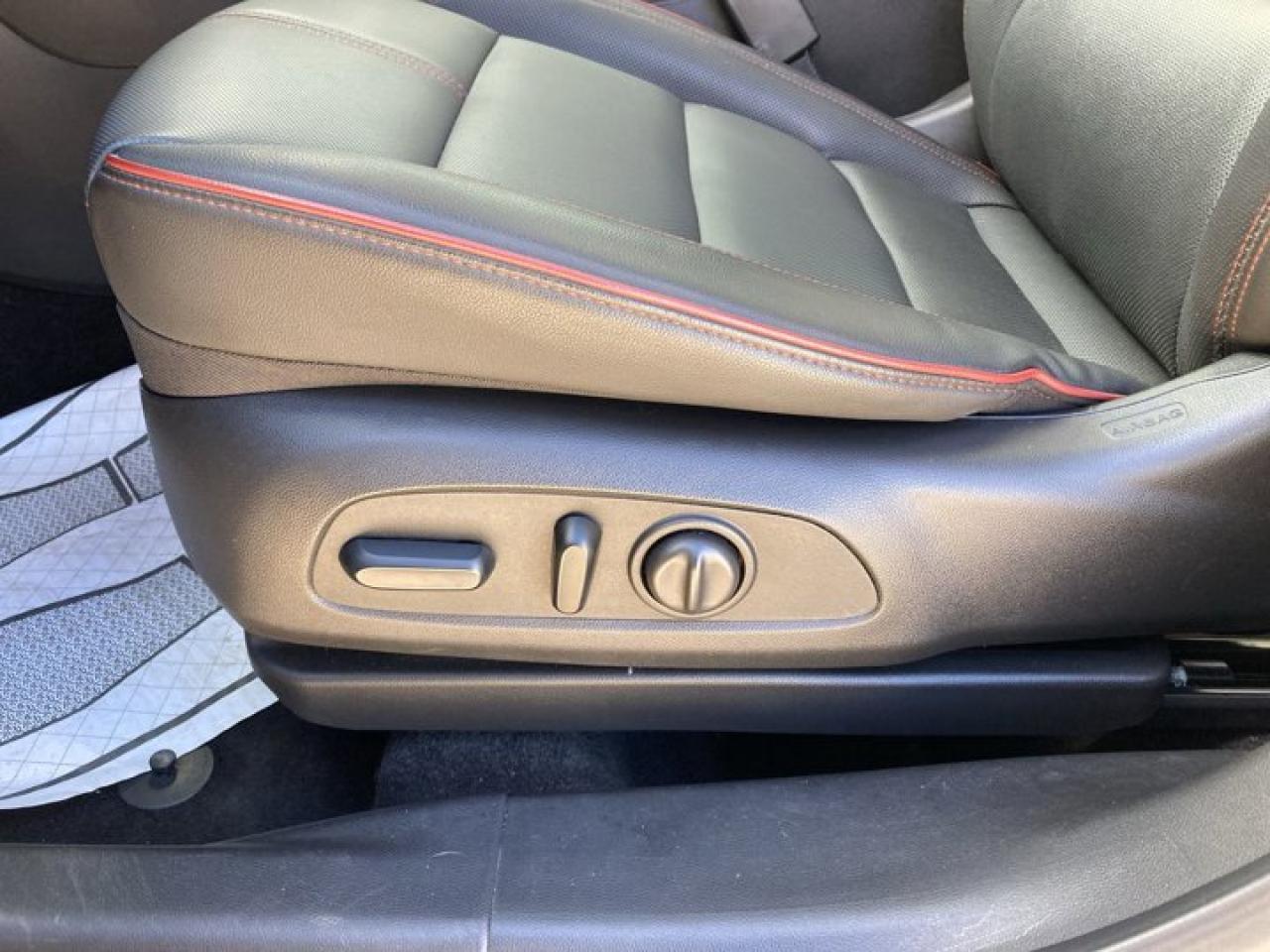 2024 Chevrolet TrailBlazer RS AWD | Heated Seats | Leather Photo