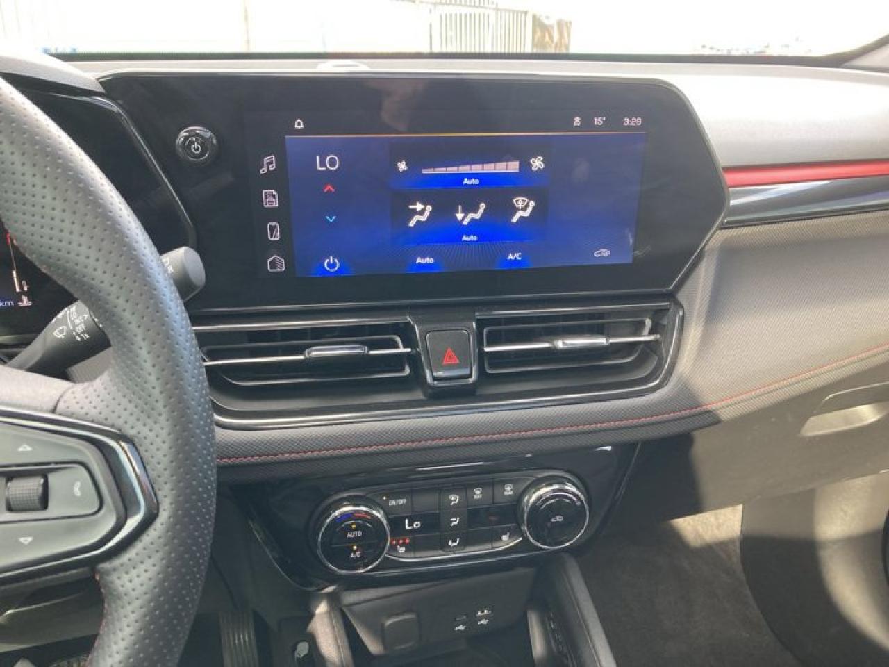 2024 Chevrolet TrailBlazer RS AWD | Heated Seats | Leather Photo