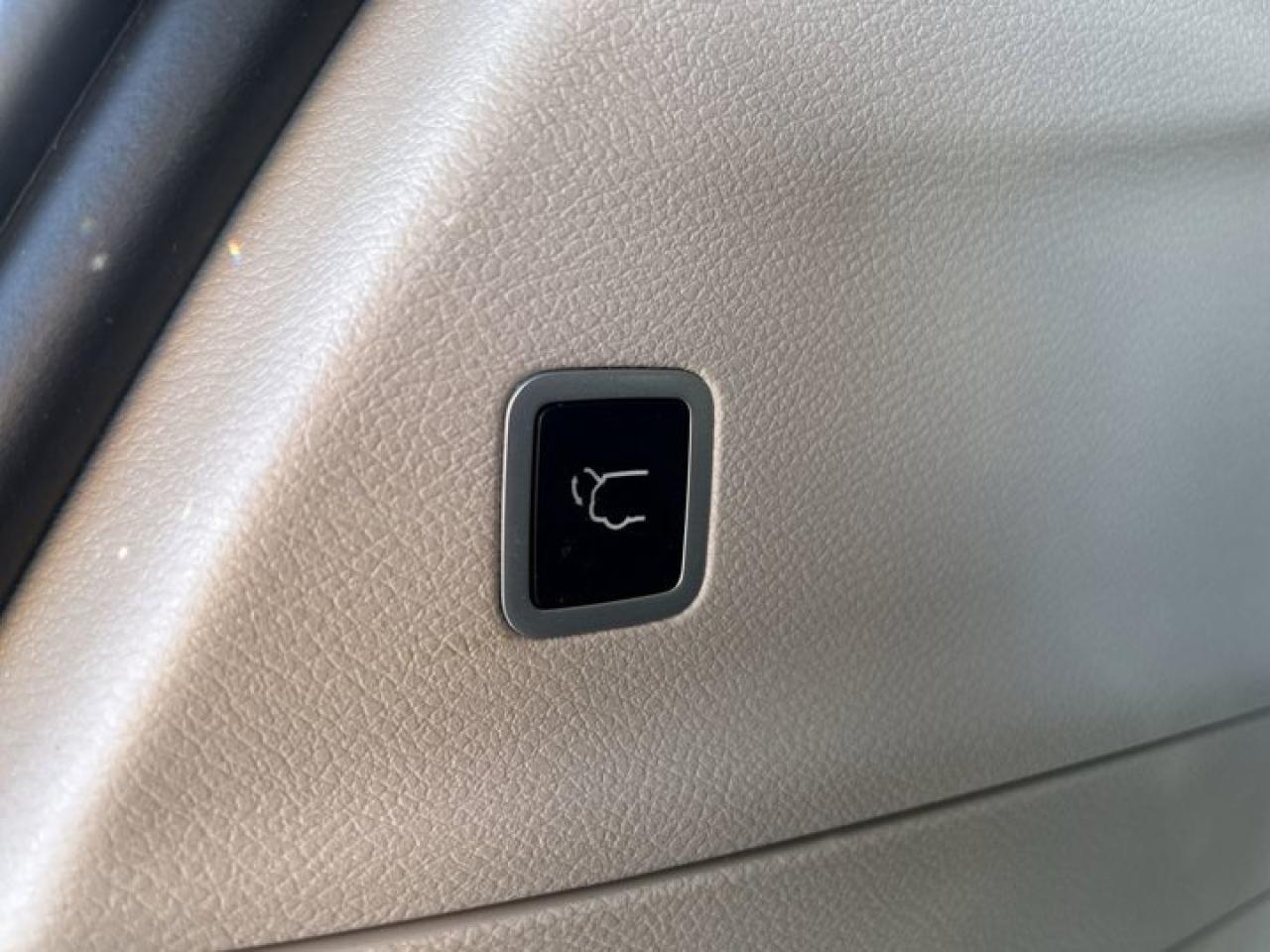 2024 Dodge Grand Caravan SXT | Heated Seats | Apple Carplay Photo