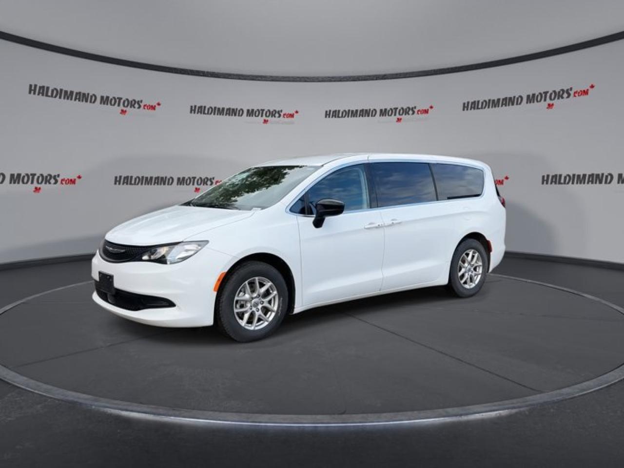 2024 Dodge Grand Caravan SXT | Heated Seats | Apple Carplay Photo3