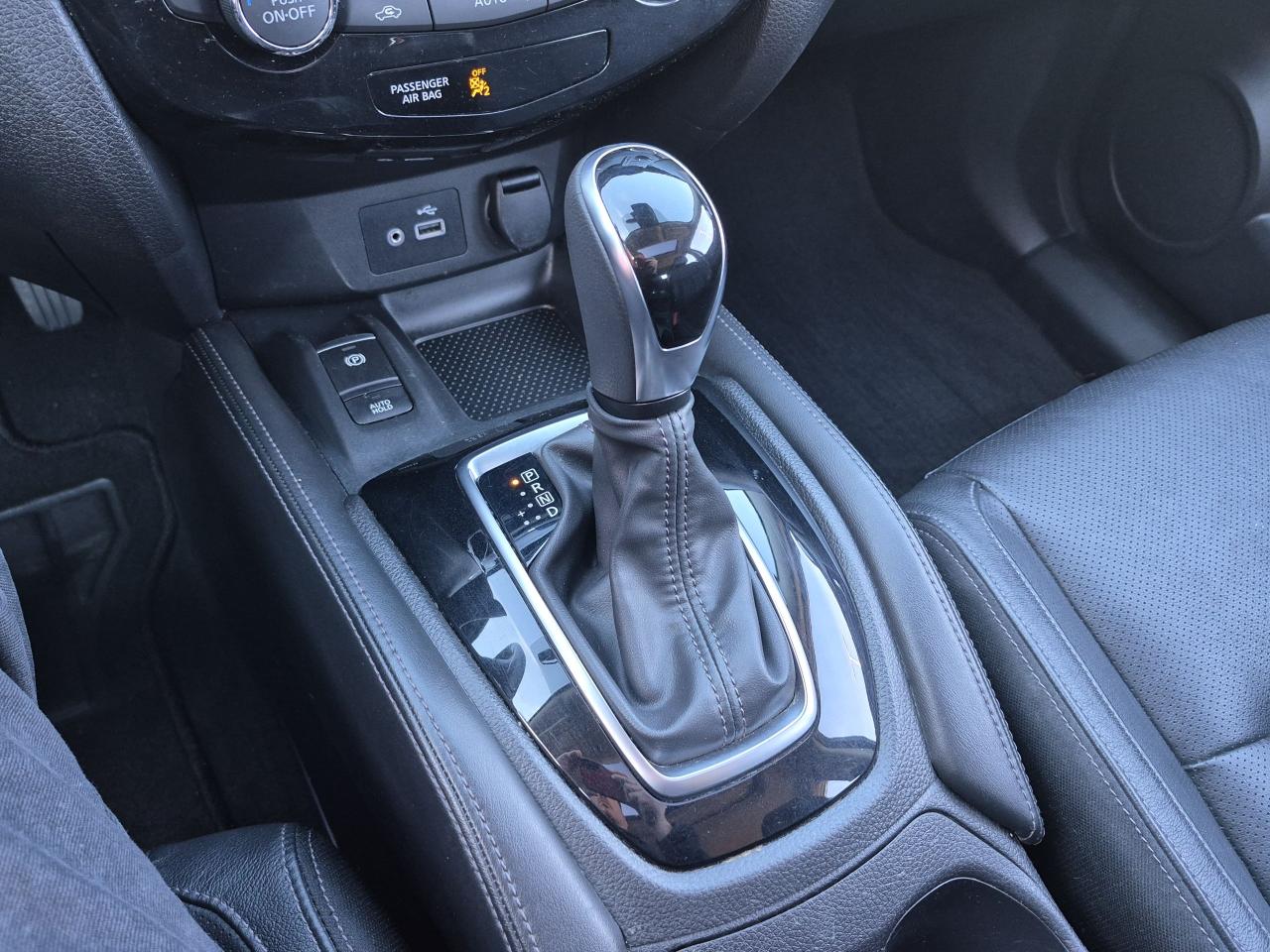 2019 Nissan Qashqai SL Photo30