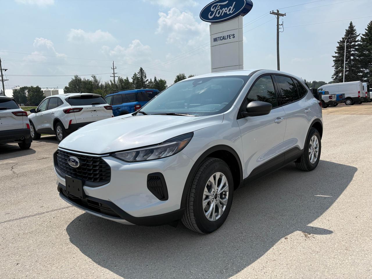 2025 Ford Escape Active AWD Photo1