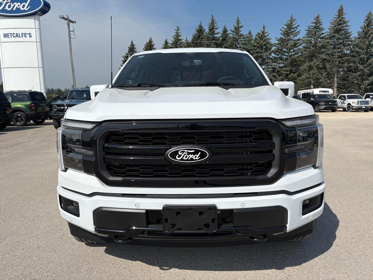 2025 Ford F-150 Lariat 4WD SuperCrew 6.5' Box Photo2