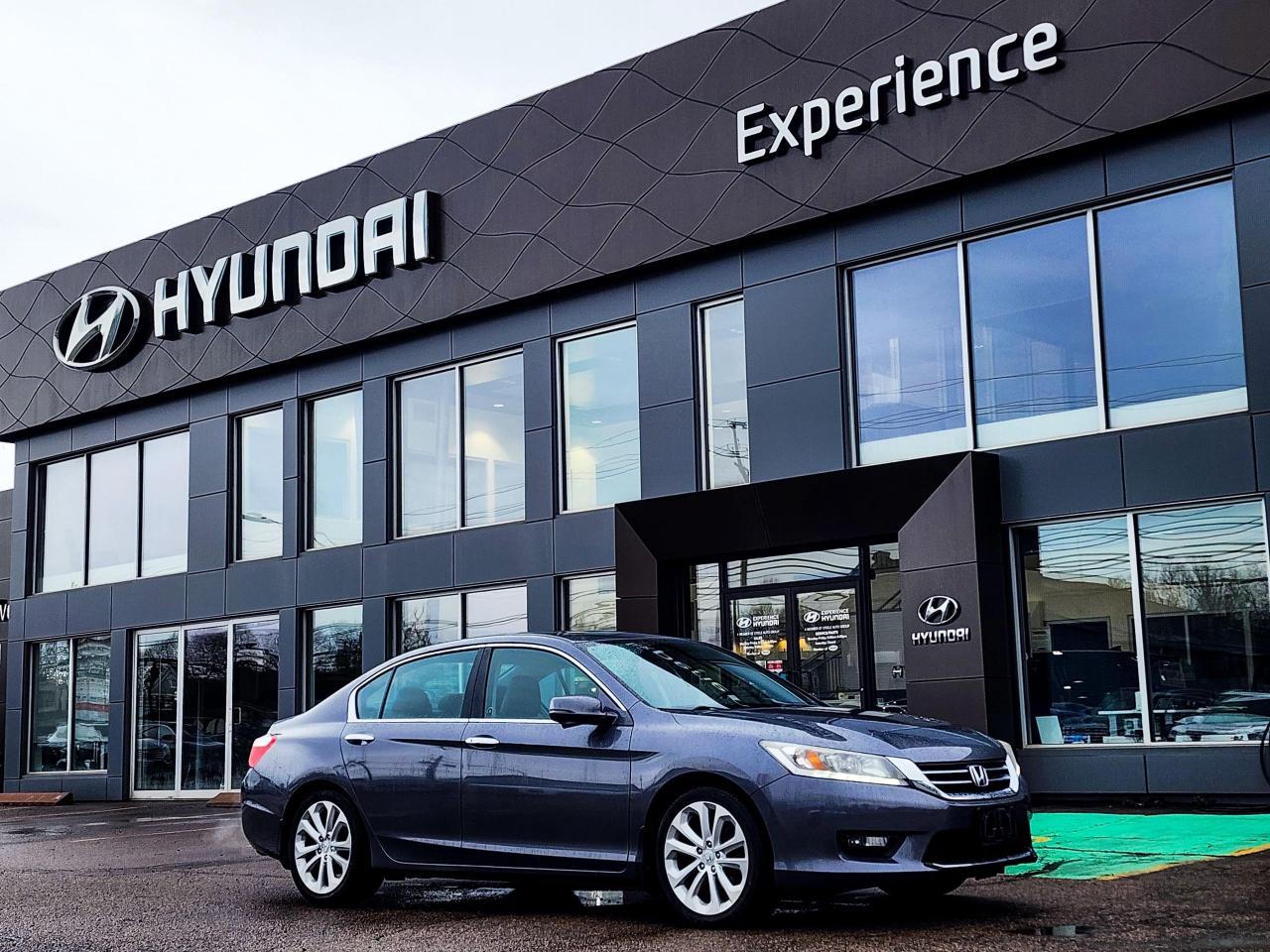 Used 2014 Honda Accord Touring for sale in Charlottetown, PE