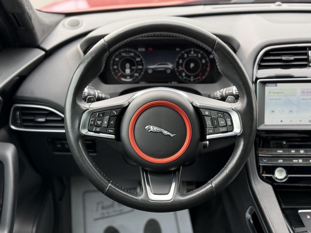 2019 Jaguar F-PACE PRESTIGE | MERIDIAN | PANO | LOADED - Photo #21