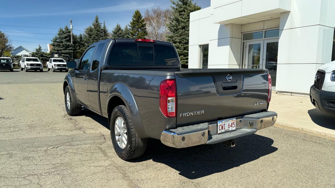 2016 Nissan Frontier  Photo3