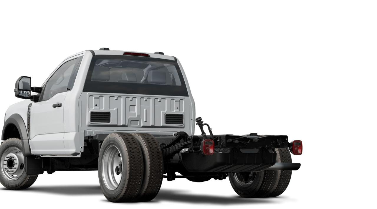 2025 Ford F-550 Super Duty DRW Photo