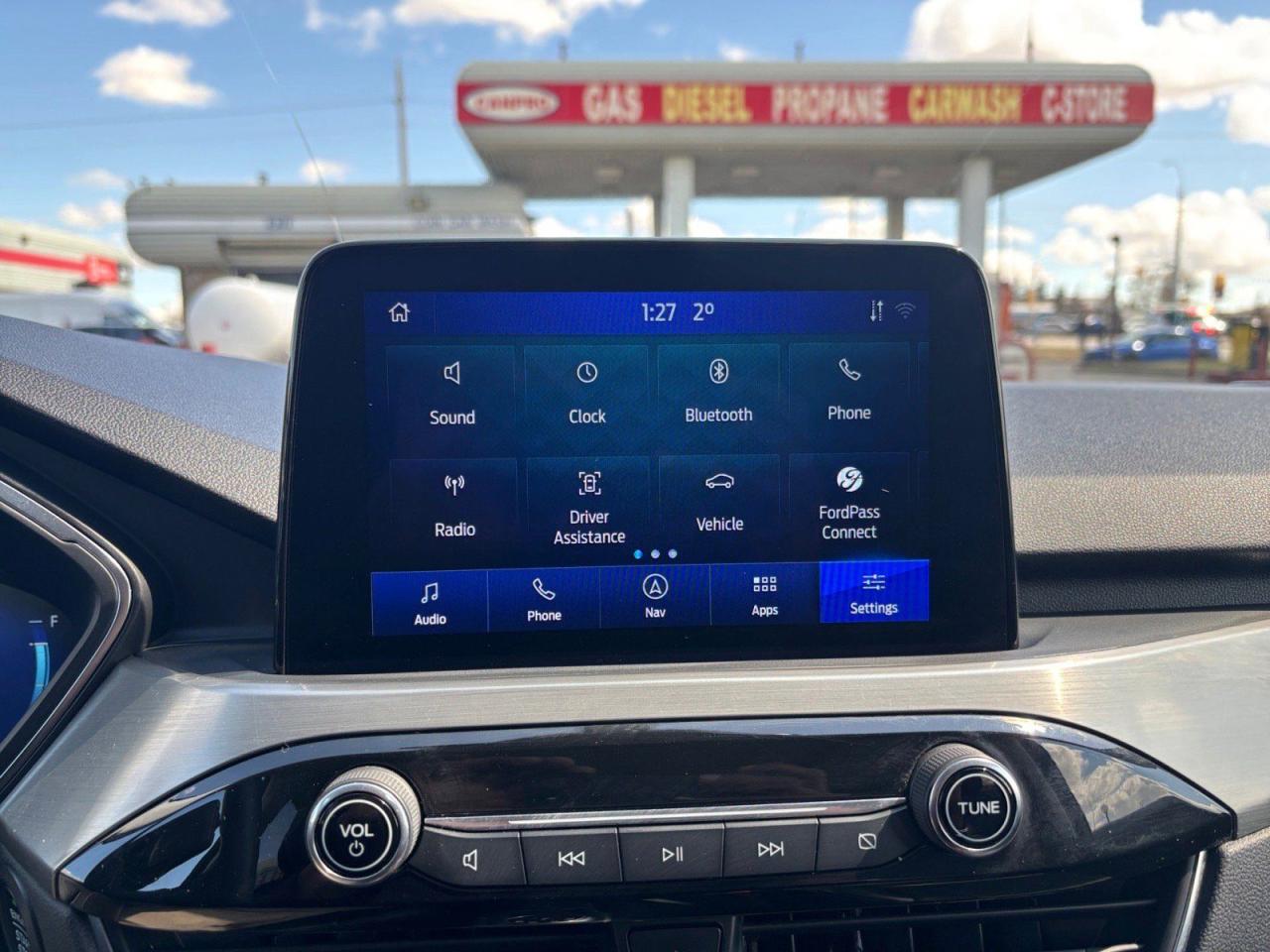 Used 2022 Ford Escape Titanium Sunroof Navigation Backup Camera for sale in Calgary, AB