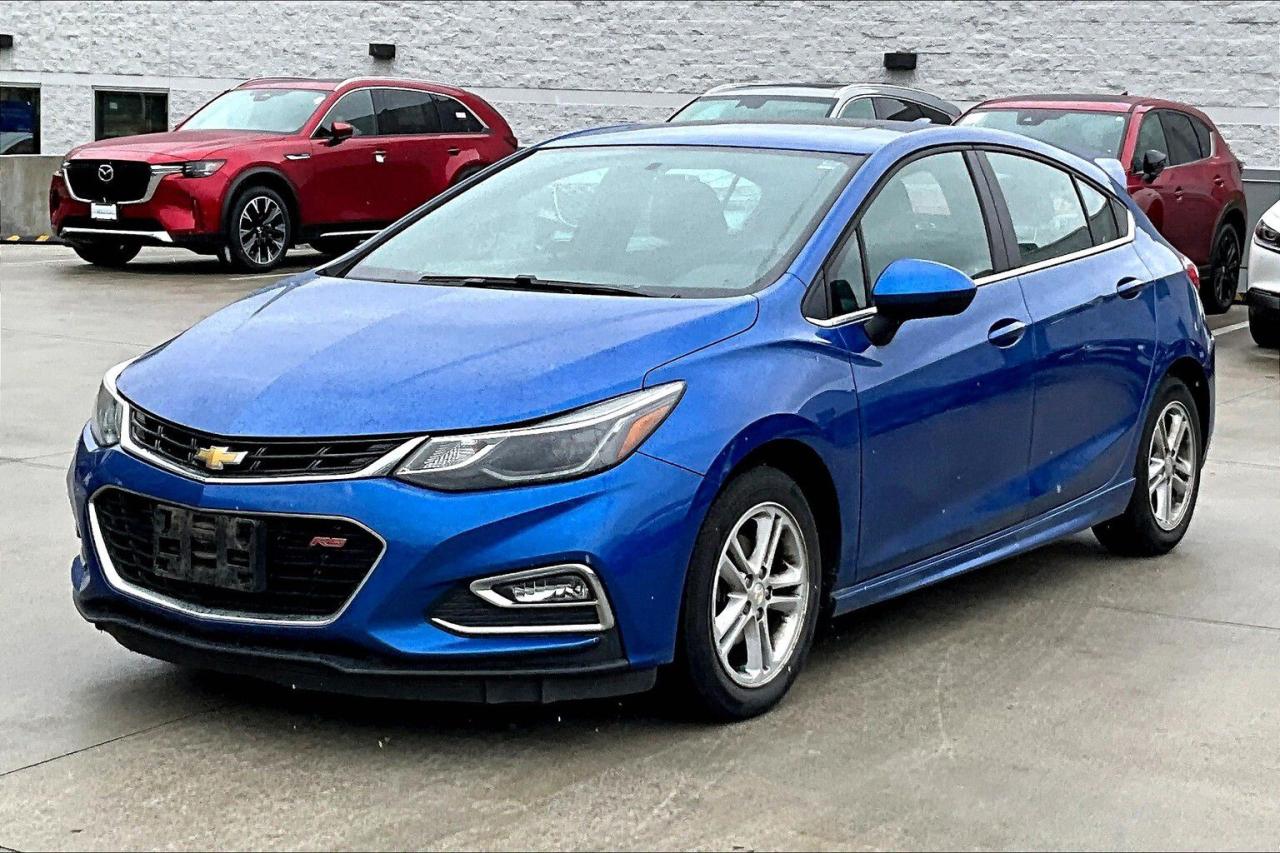 Used 2017 Chevrolet Cruze Hatchback LT - 6MT for sale in Port Moody, BC