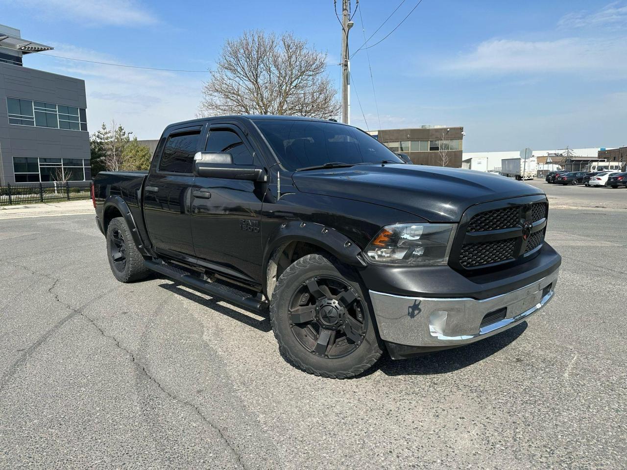 2017 RAM 1500 4WD Crew Cab Express Ltd // FULLY CERTIFIED - Photo #11