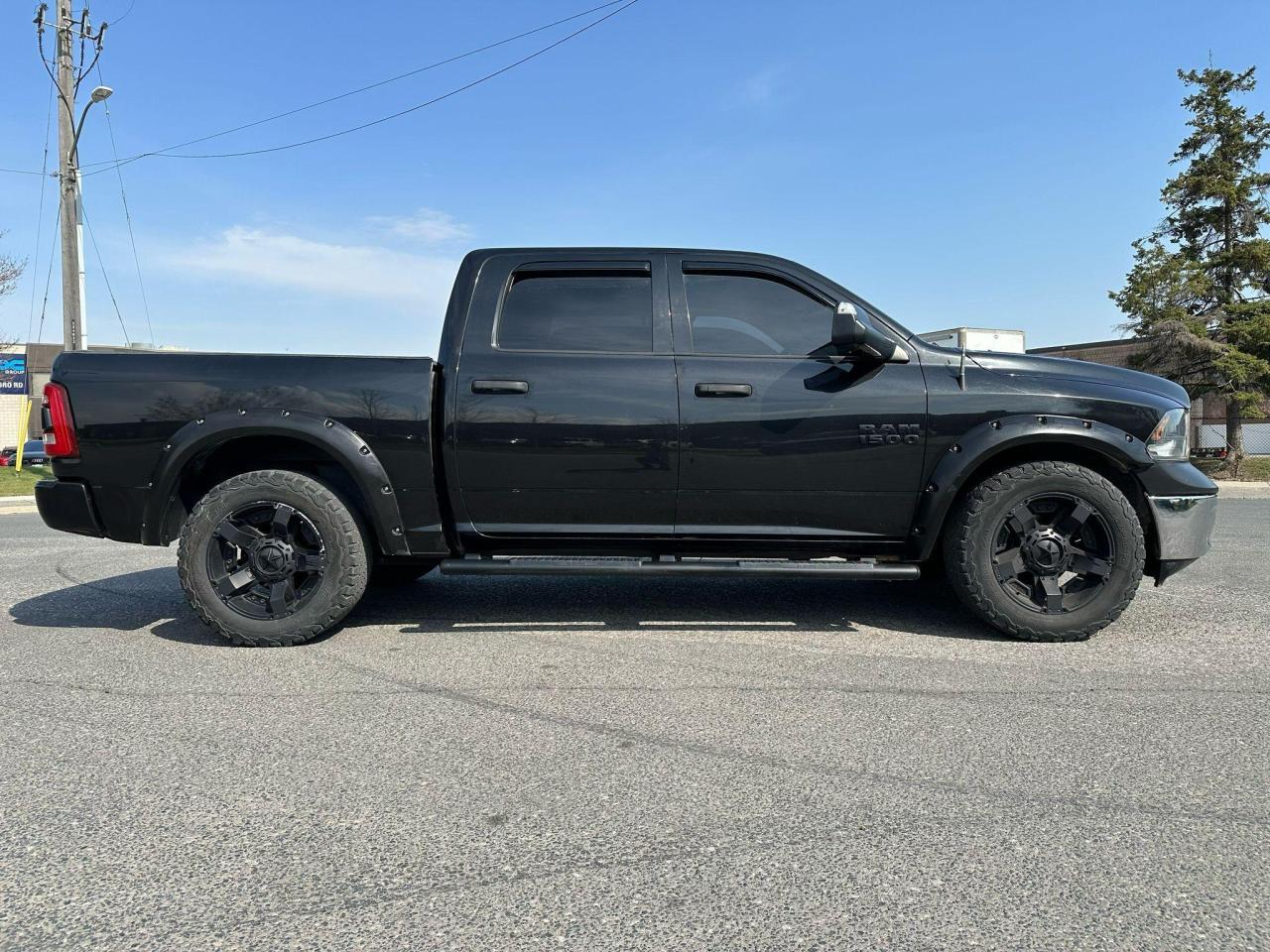 2017 RAM 1500 4WD Crew Cab Express Ltd // FULLY CERTIFIED - Photo #13