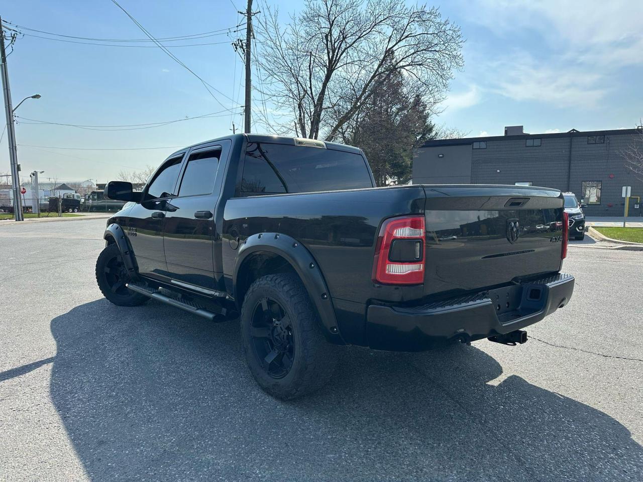 2017 RAM 1500 4WD Crew Cab Express Ltd // FULLY CERTIFIED - Photo #19