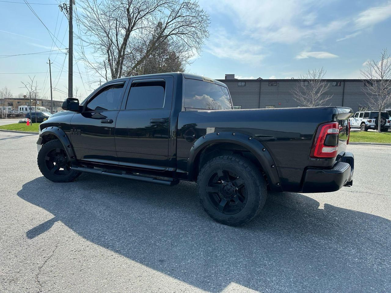 2017 RAM 1500 4WD Crew Cab Express Ltd // FULLY CERTIFIED - Photo #22