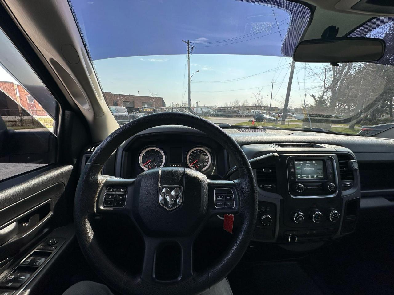 2017 RAM 1500 4WD Crew Cab Express Ltd // FULLY CERTIFIED - Photo #25
