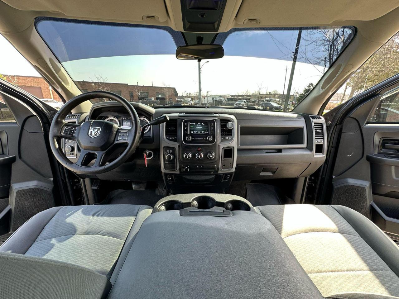 2017 RAM 1500 4WD Crew Cab Express Ltd // FULLY CERTIFIED - Photo #26