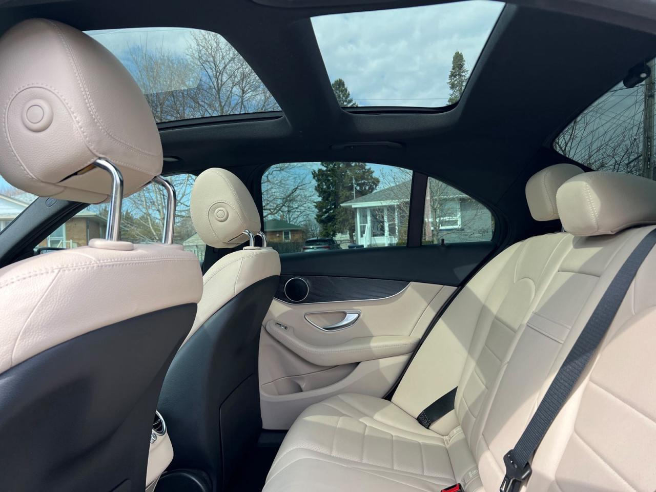 2018 Mercedes-Benz C-Class C300 4MATIC Sedan - Photo #19