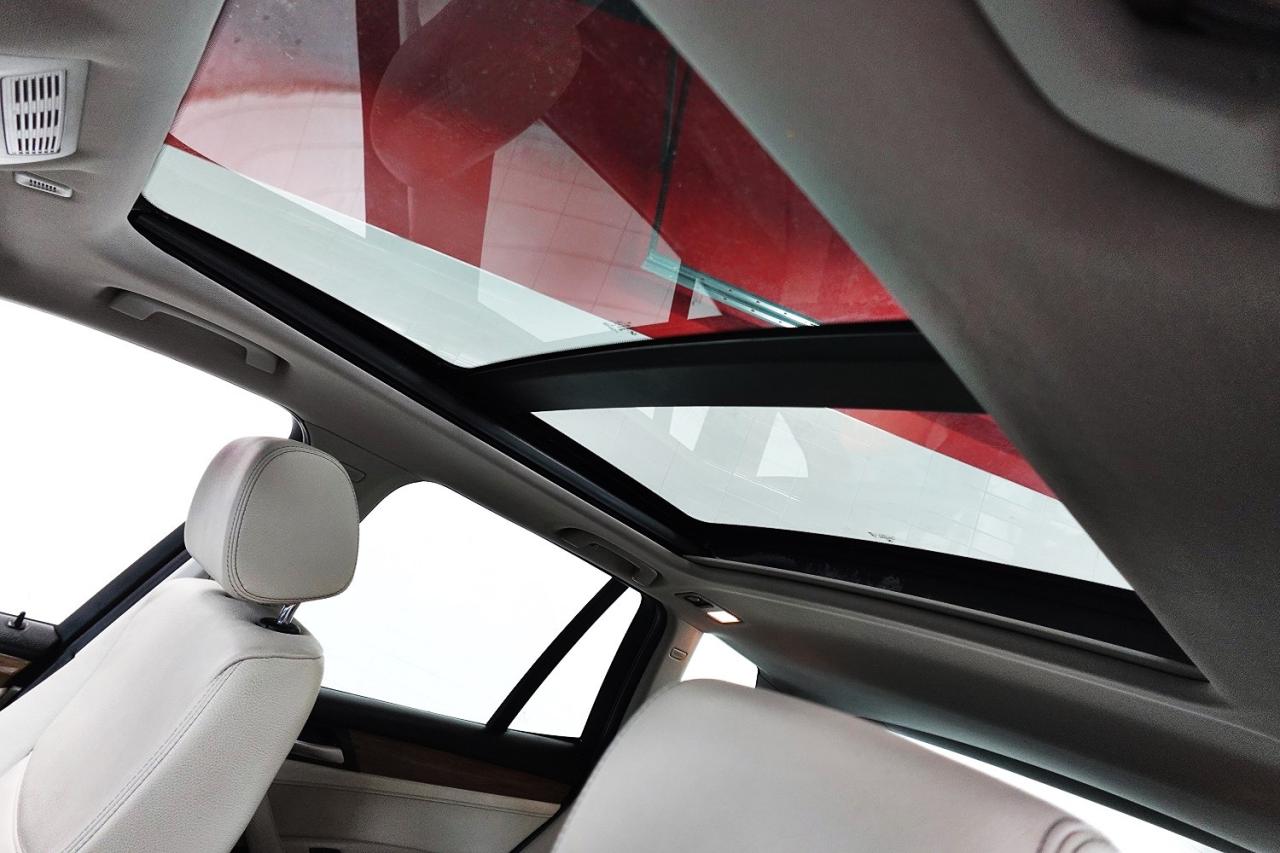 2011 BMW X3 PANO ROOF ,V6,WELL MAINTAIN.NAVI - Photo #17