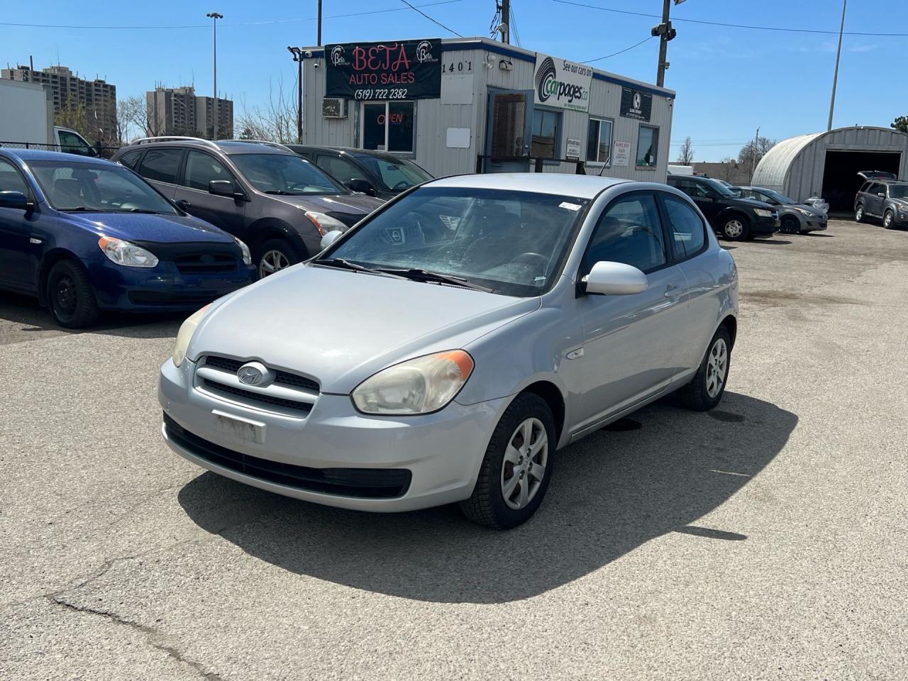 Used 2009 Hyundai Accent 3dr HB Man L for sale in Kitchener, ON