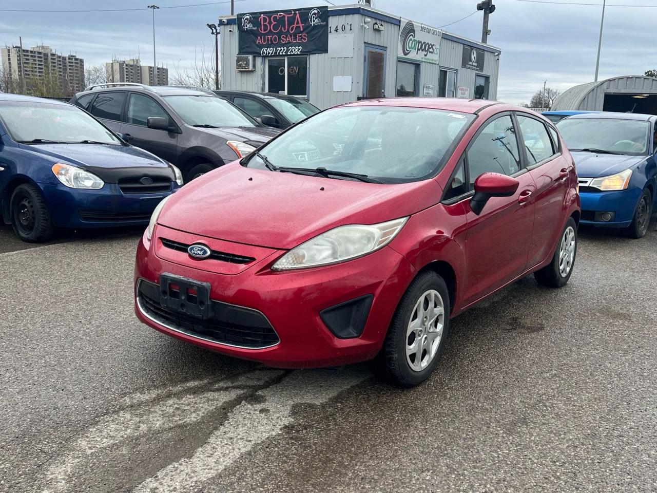 Used 2011 Ford Fiesta 5dr HB SE for sale in Kitchener, ON
