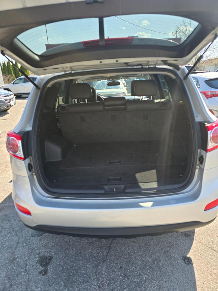 2012 Hyundai Santa Fe AWD 4dr V6 Auto Limited - Photo #9