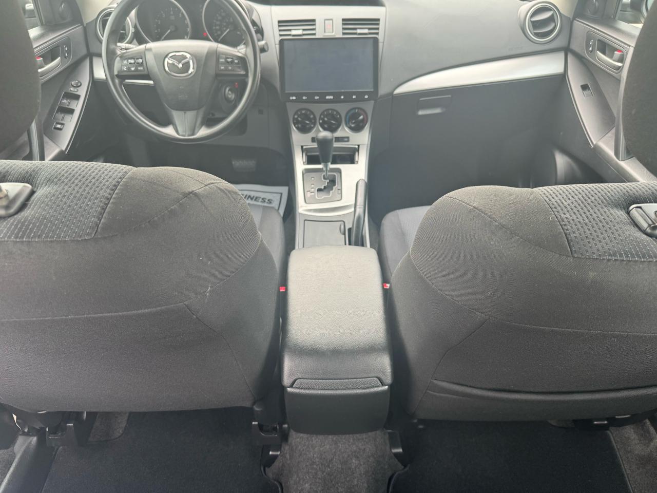 2010 Mazda MAZDA3 GX - Photo #12