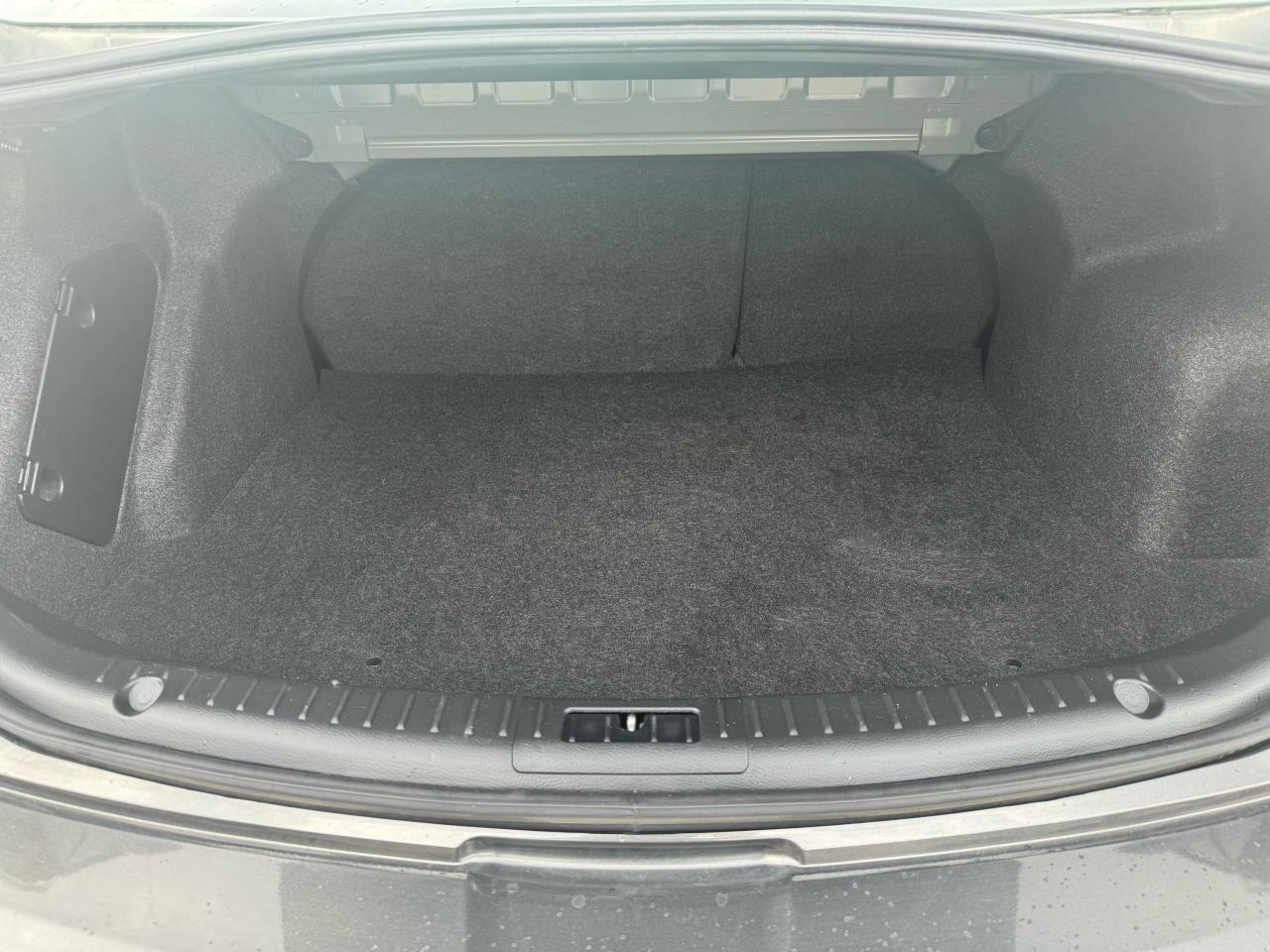 2010 Mazda MAZDA3 GX - Photo #17
