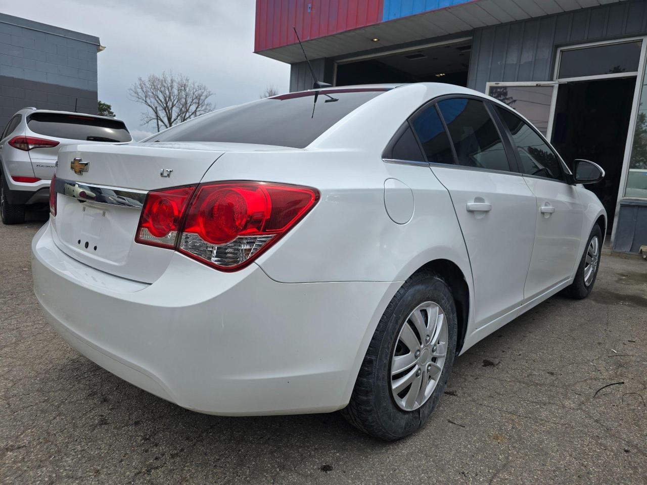 2014 Chevrolet Cruze 4dr Sdn 2lt - Photo #12