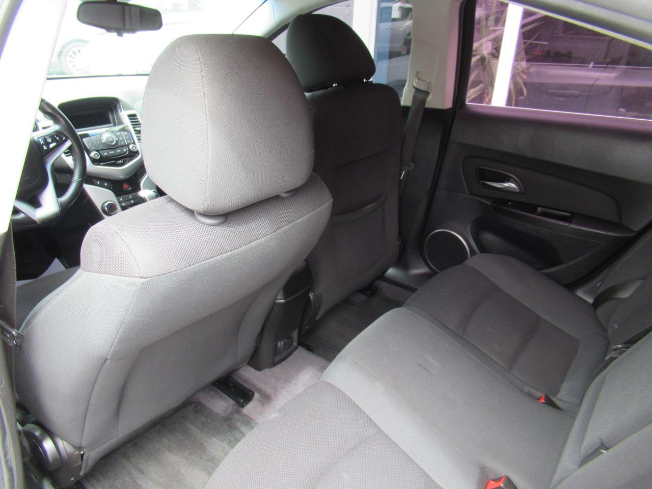 2012 Chevrolet Cruze LT - Photo #7