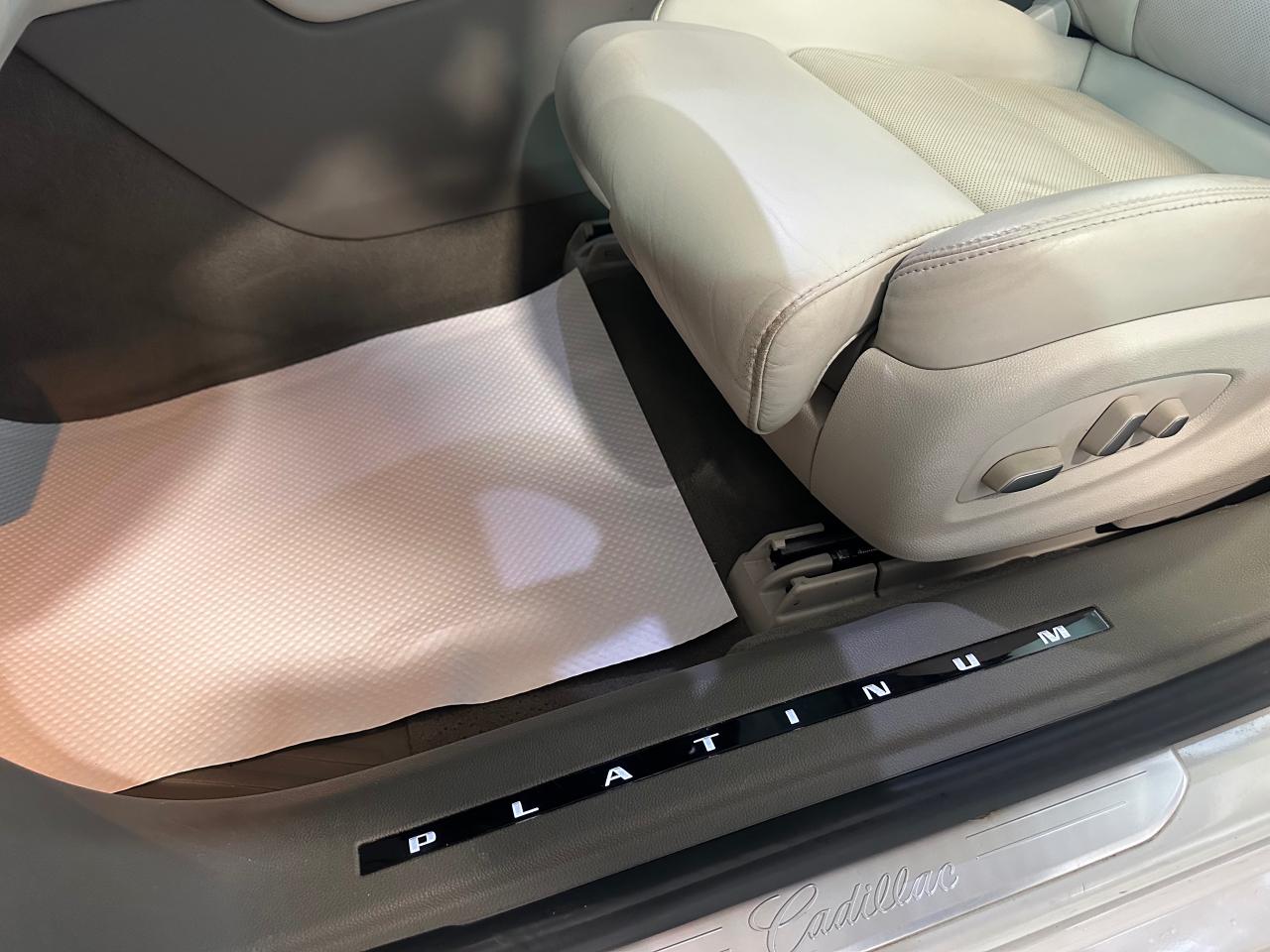 2013 Cadillac XTS PLATINUM | AWD | BOSE SOUND | SUNROOF | LEATHER - Photo #22