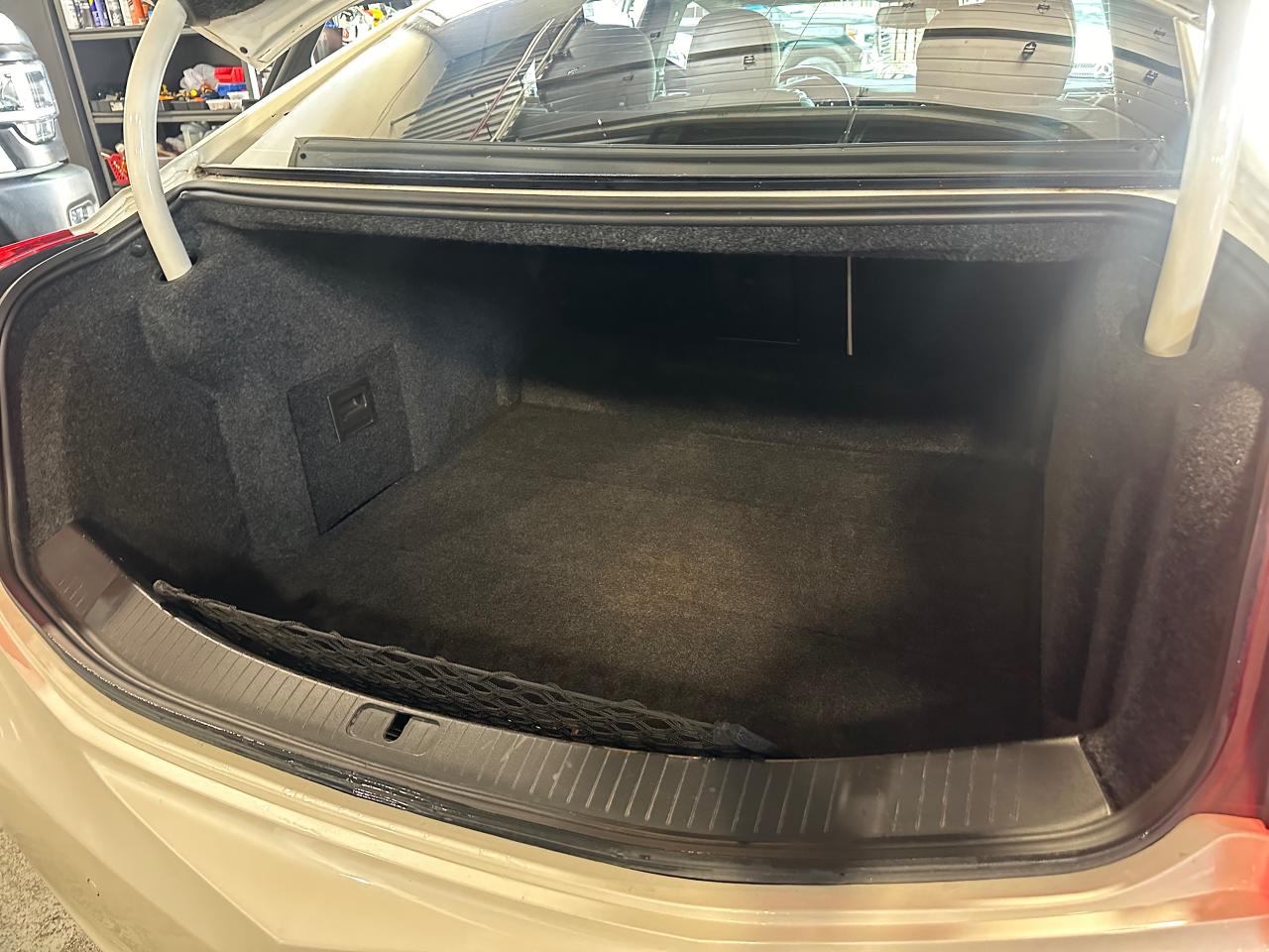 2013 Cadillac XTS PLATINUM | AWD | BOSE SOUND | SUNROOF | LEATHER - Photo #18