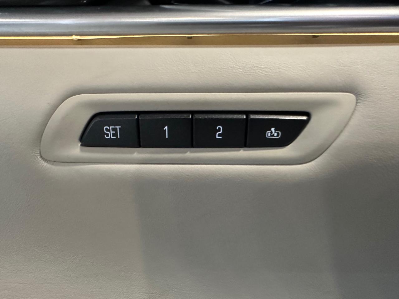 2013 Cadillac XTS PLATINUM | AWD | BOSE SOUND | SUNROOF | LEATHER - Photo #27