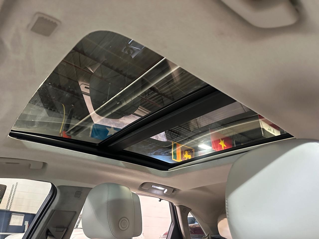 2013 Cadillac XTS PLATINUM | AWD | BOSE SOUND | SUNROOF | LEATHER - Photo #38