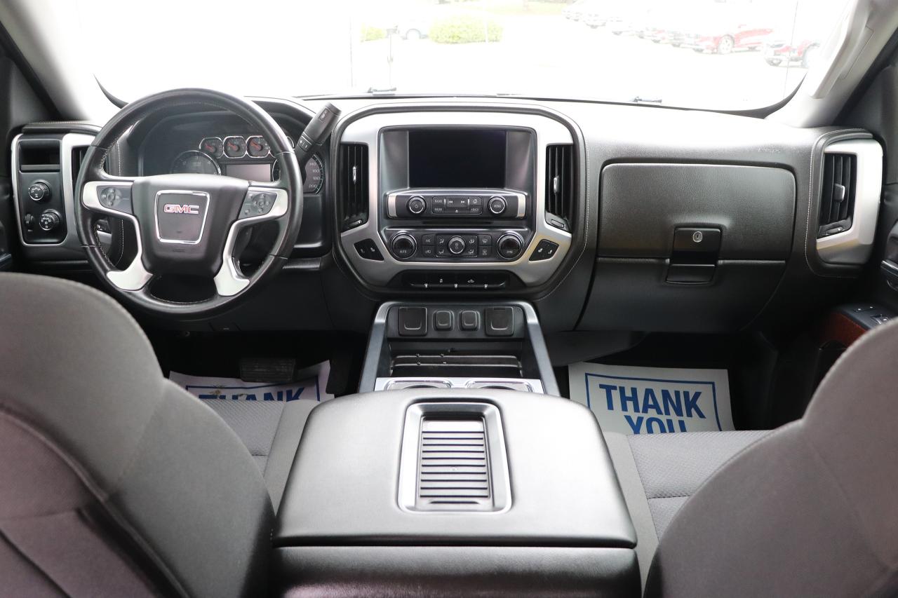 2017 GMC Sierra 1500 SLE 4WD CREW CAB 143.5 Photo5