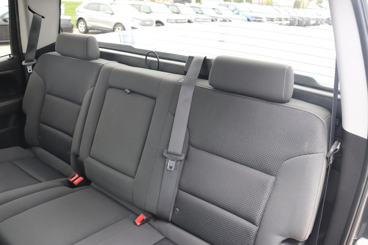 2017 GMC Sierra 1500 SLE 4WD CREW CAB 143.5 Photo5