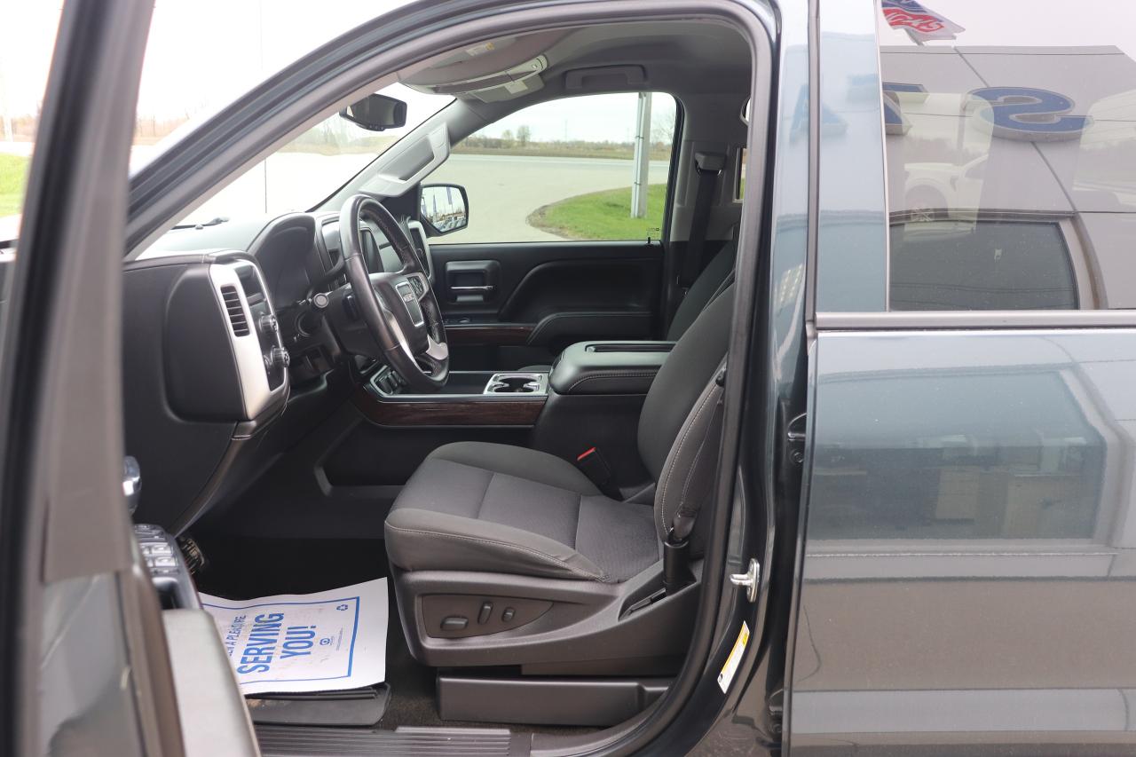 2017 GMC Sierra 1500 SLE 4WD CREW CAB 143.5 Photo5