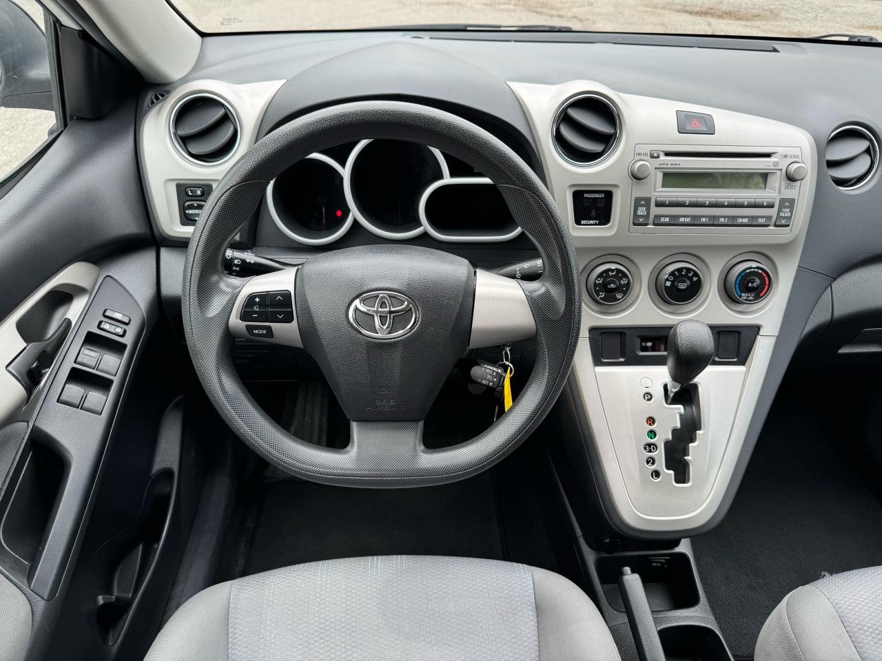 2012 Toyota Matrix 1.8L - Auto - Photo #10