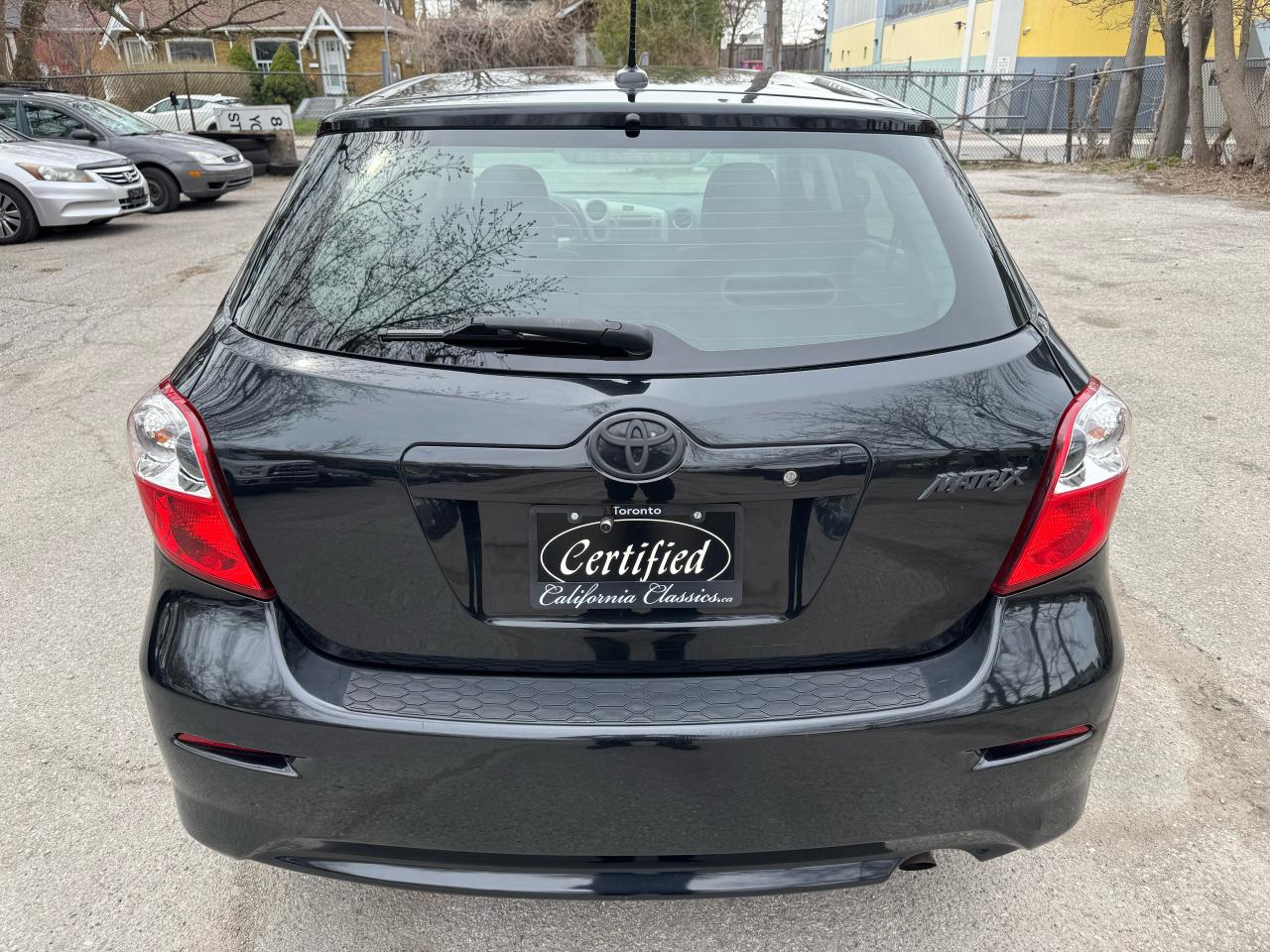 2012 Toyota Matrix 1.8L - Auto - Photo #4