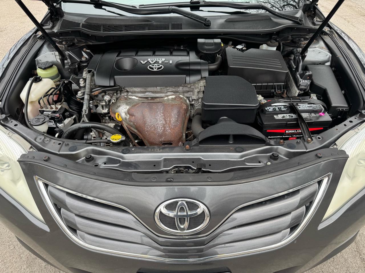 2010 Toyota Camry LE - Photo #19