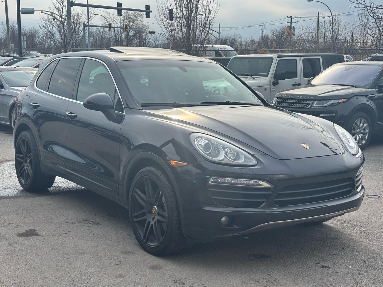 2012 Porsche Cayenne S - Photo #2