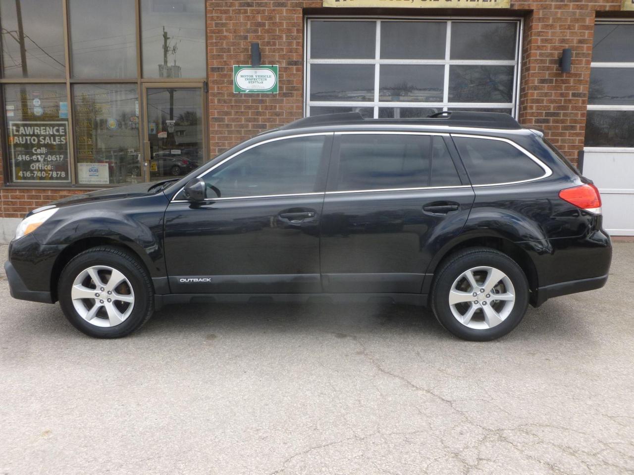 2014 Subaru Outback  Photo2