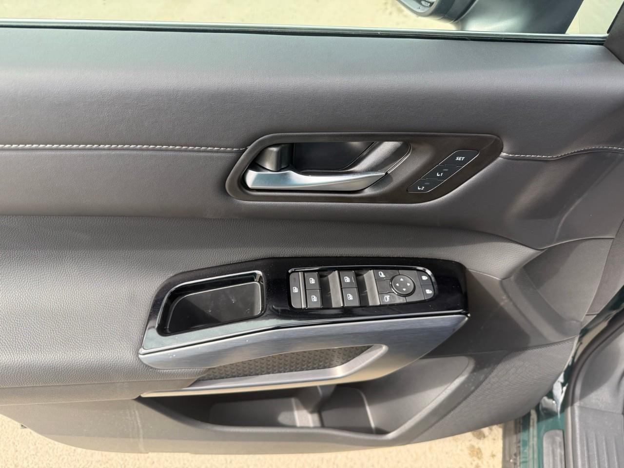 12458038