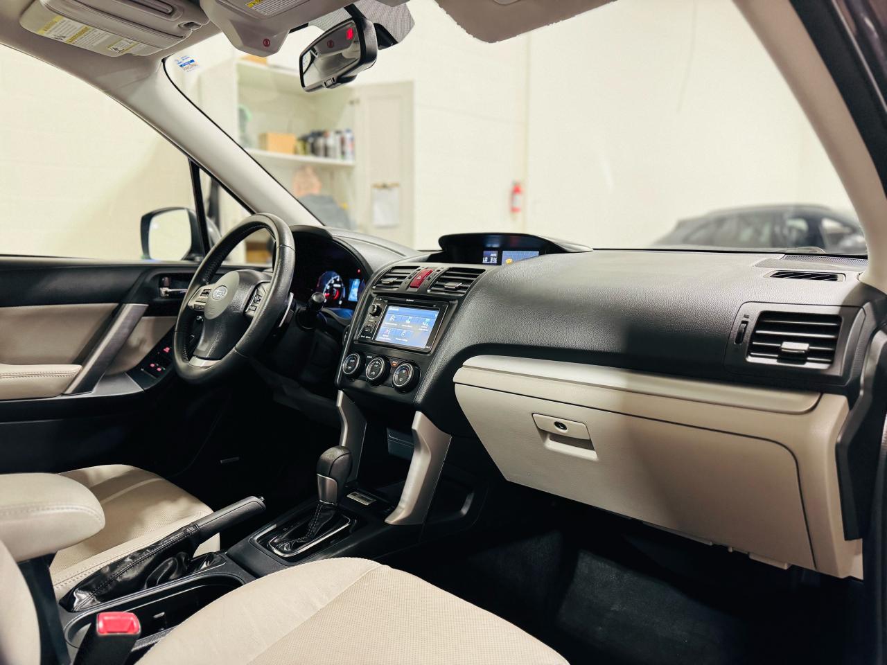 2015 Subaru Forester 5dr Wgn CVT 2.5i Limited w/Tech Pkg - Photo #26