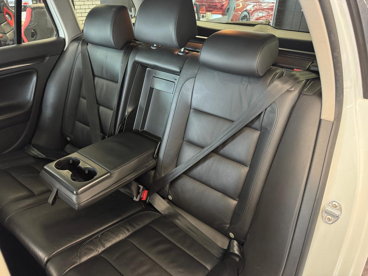 2014 Volkswagen Golf Wagon Wolfsburg Edition TDI+Heated Leather+Roof+GPS - Photo #24