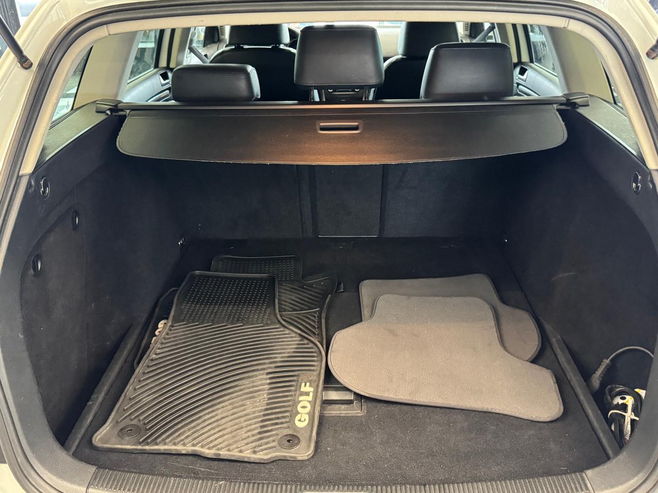 2014 Volkswagen Golf Wagon Wolfsburg Edition TDI+Heated Leather+Roof+GPS - Photo #25