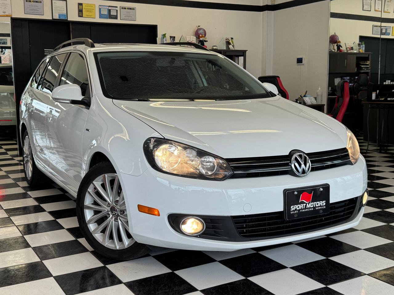 2014 Volkswagen Golf Wagon Wolfsburg Edition TDI+Heated Leather+Roof+GPS Photo16